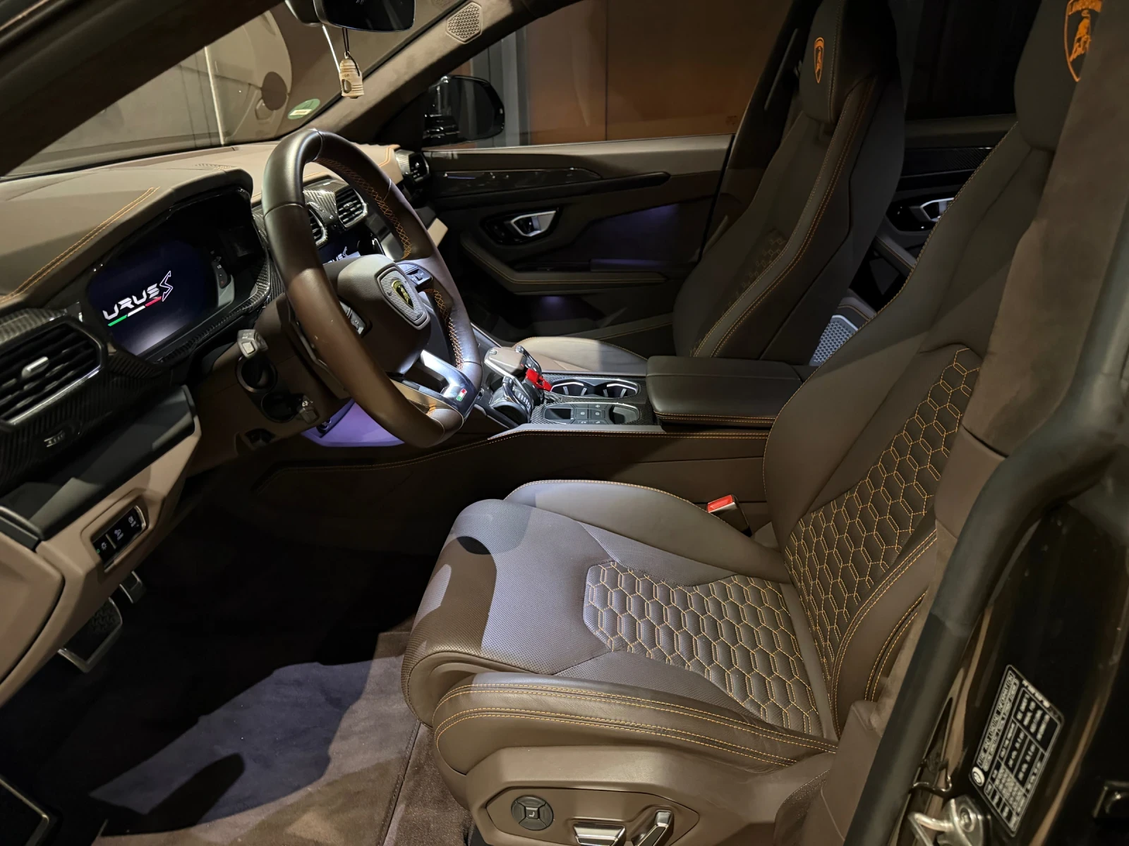 Lamborghini Urus S Гаранция до 01.2029г., снимка 5 - Автомобили и джипове - 54922782