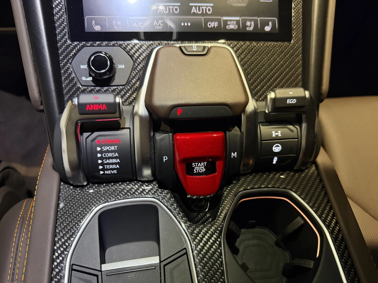 Lamborghini Urus S Гаранция до 01.2029г., снимка 11 - Автомобили и джипове - 54922782