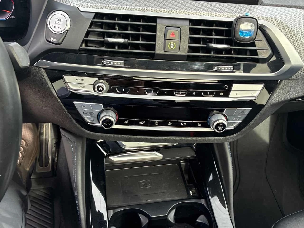 BMW X4 М ПАКЕТ/xDrive30i/ОТ ПРЕДСТАВИТЕЛСТВО/КЛИП, снимка 9 - Автомобили и джипове - 56341759