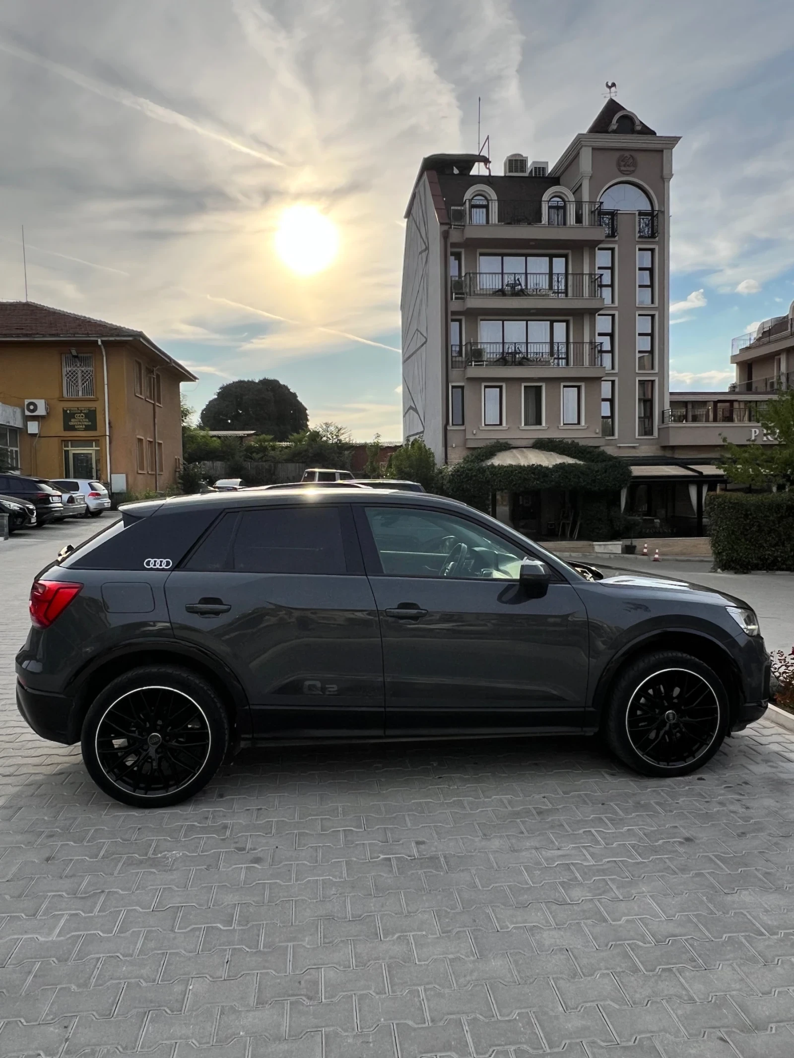 Audi Q2 1.6 tdi 116 кс., снимка 8 - Автомобили и джипове - 56661330