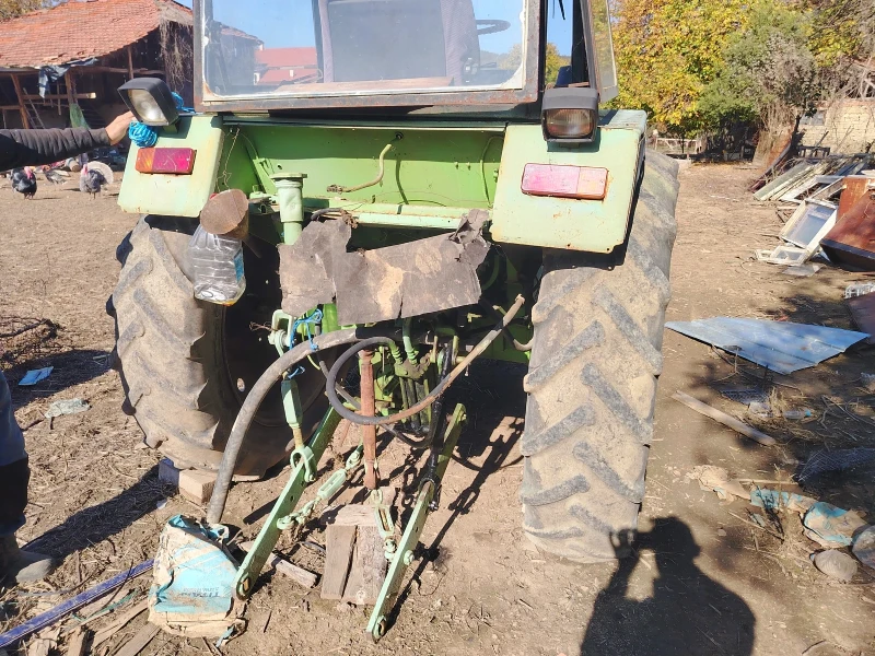 Трактор Болгар TTZ 80/10, снимка 3 - Селскостопанска техника - 52341812