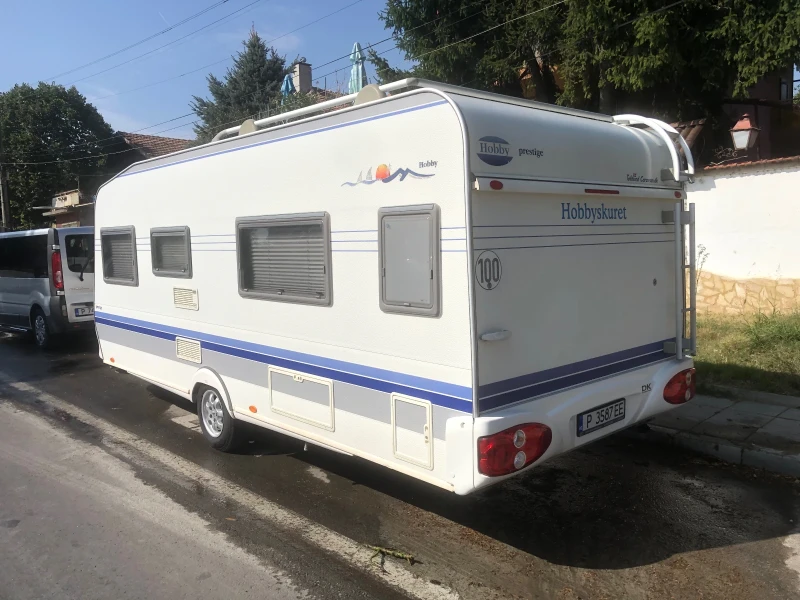 Каравана Hobby Prestige 560, снимка 2 - Каравани и кемпери - 51929544