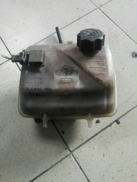 Казанче антифриз Ланчия Федра 2.2хди (peugeot 807, C8)