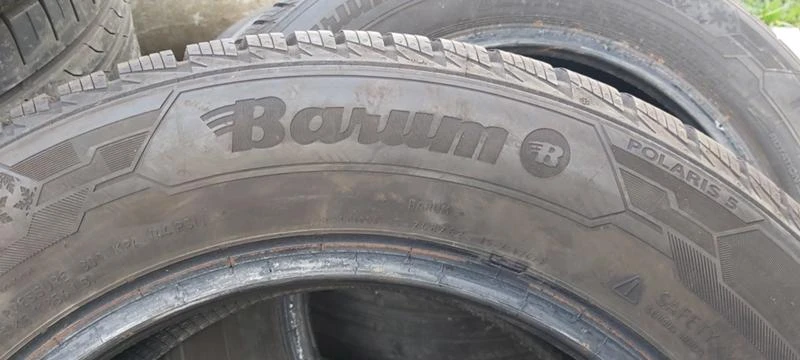 Гуми Зимни 195/65R15, снимка 5 - Гуми и джанти - 32906825