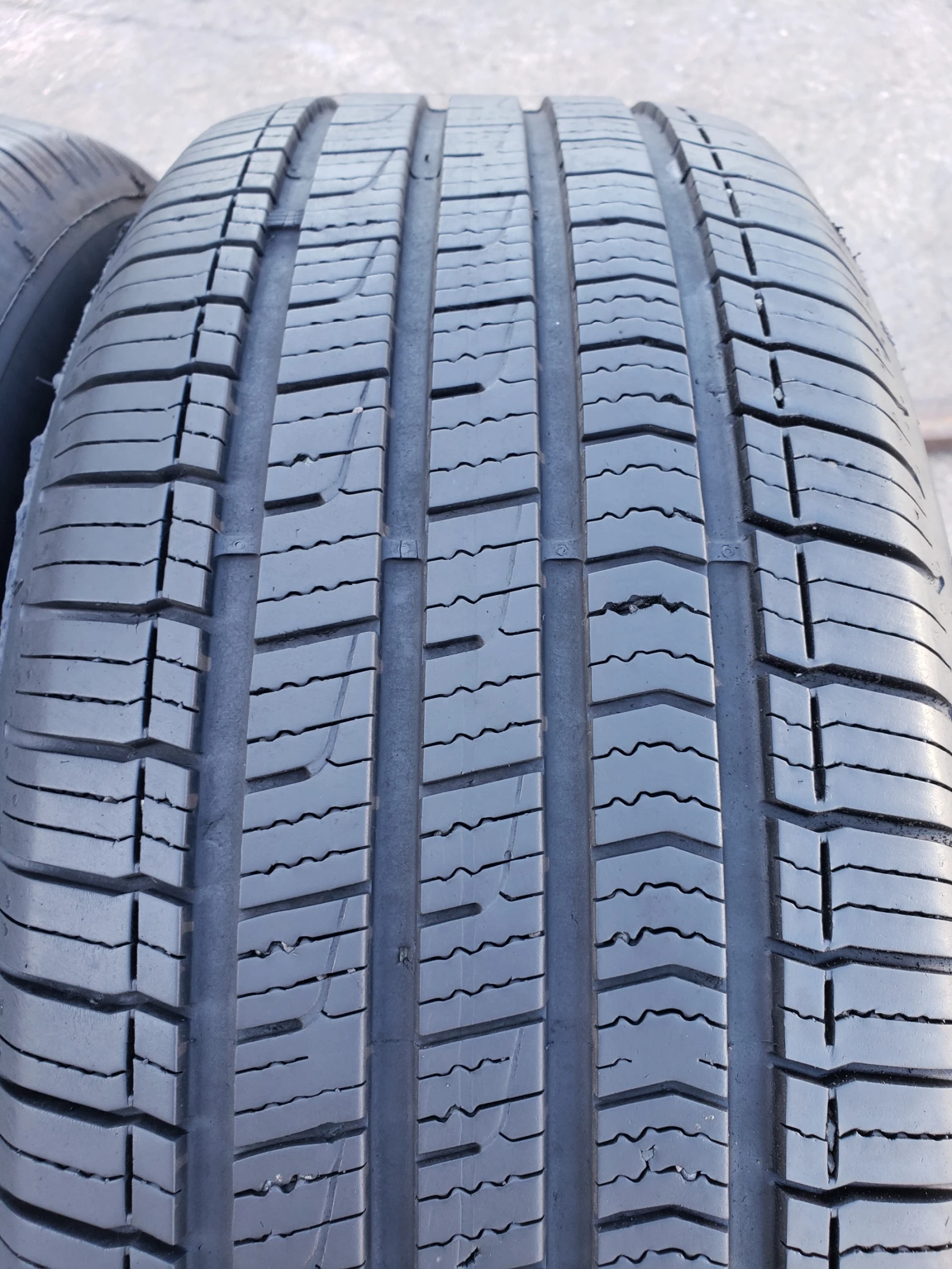 Гуми Всесезонни 205/55R16