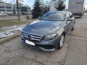 Mercedes-Benz E 220, снимка 1