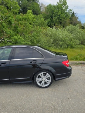 Mercedes-Benz C 300, снимка 13