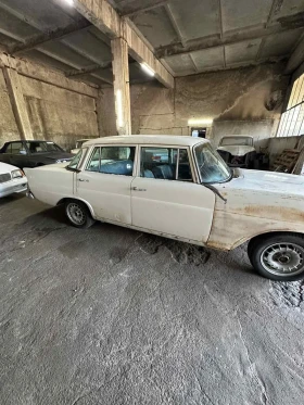 Mercedes-Benz 110, снимка 3