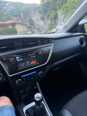 Toyota Auris 2.0D4D, снимка 10