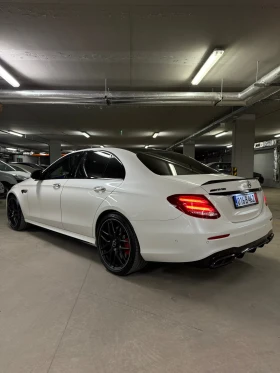 Mercedes-Benz E 63 AMG S, снимка 6