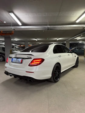 Mercedes-Benz E 63 AMG S, снимка 7