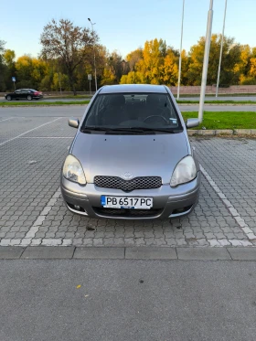 Toyota Yaris  - изображение 1