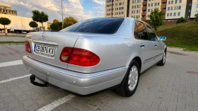 Mercedes-Benz E 200 - 3999 € / 7821.36 лв. - 61254605 5