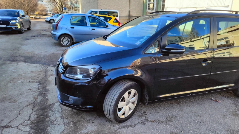 VW Touran 1.6 TDI, снимка 7 - Автомобили и джипове - 48588311