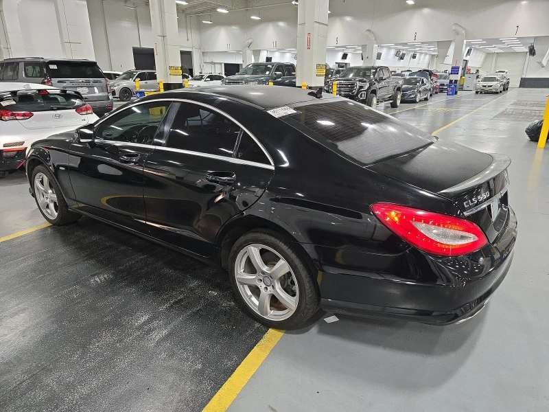 Mercedes-Benz CLS 550, снимка 11 - Автомобили и джипове - 48724635