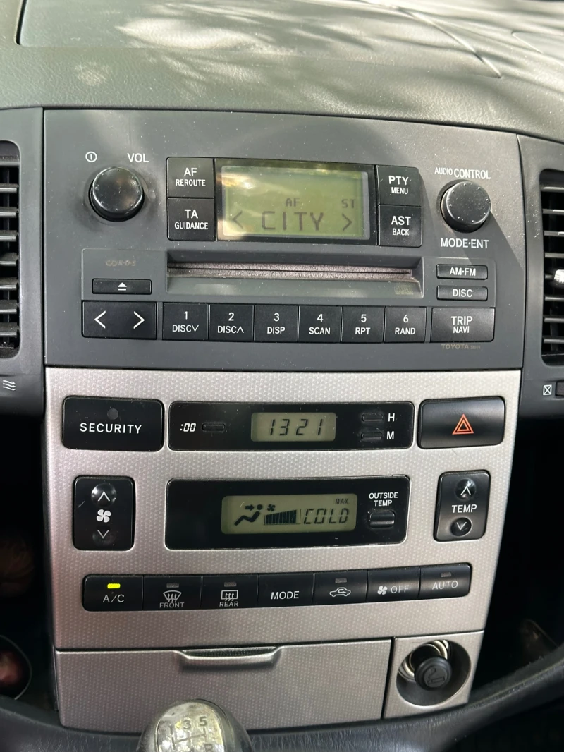 Toyota Corolla verso, снимка 10 - Автомобили и джипове - 51989429