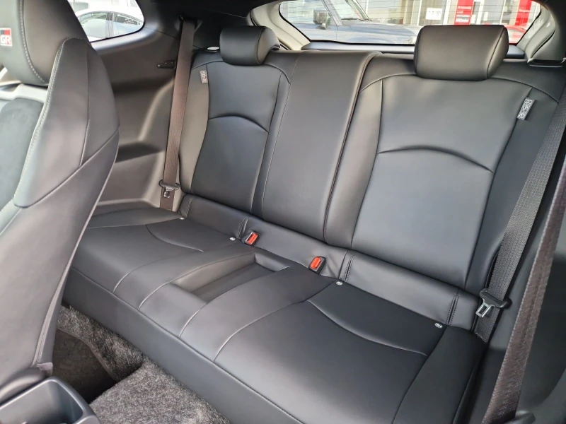Toyota Yaris GR, AWD, Месечна вноска от 1100 лв., снимка 13 - Автомобили и джипове - 52549898