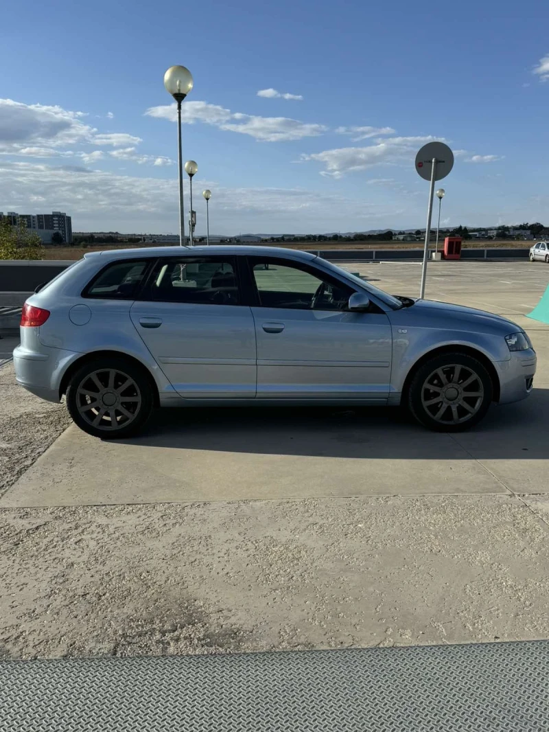 Audi A3 FSI, снимка 6 - Автомобили и джипове - 53058534