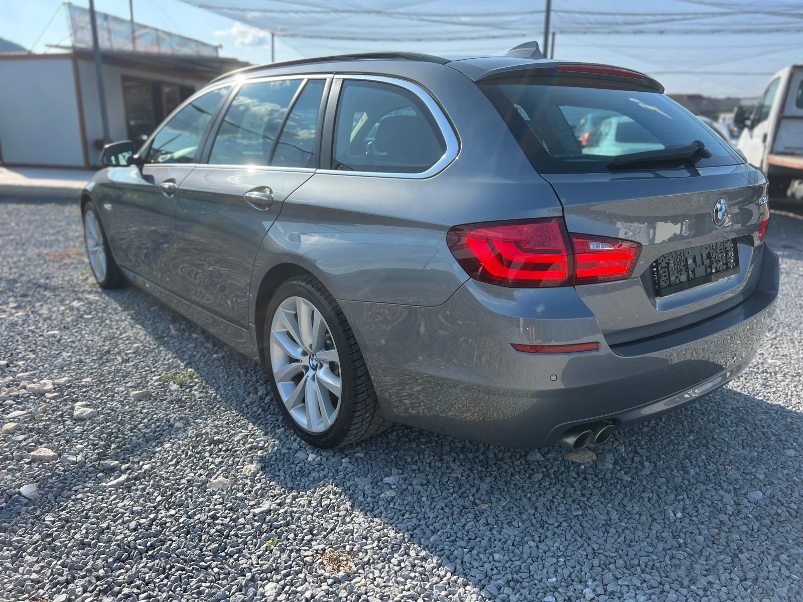 BMW 530 Швейцария 190 хил Км 8 скорости - изображение 4