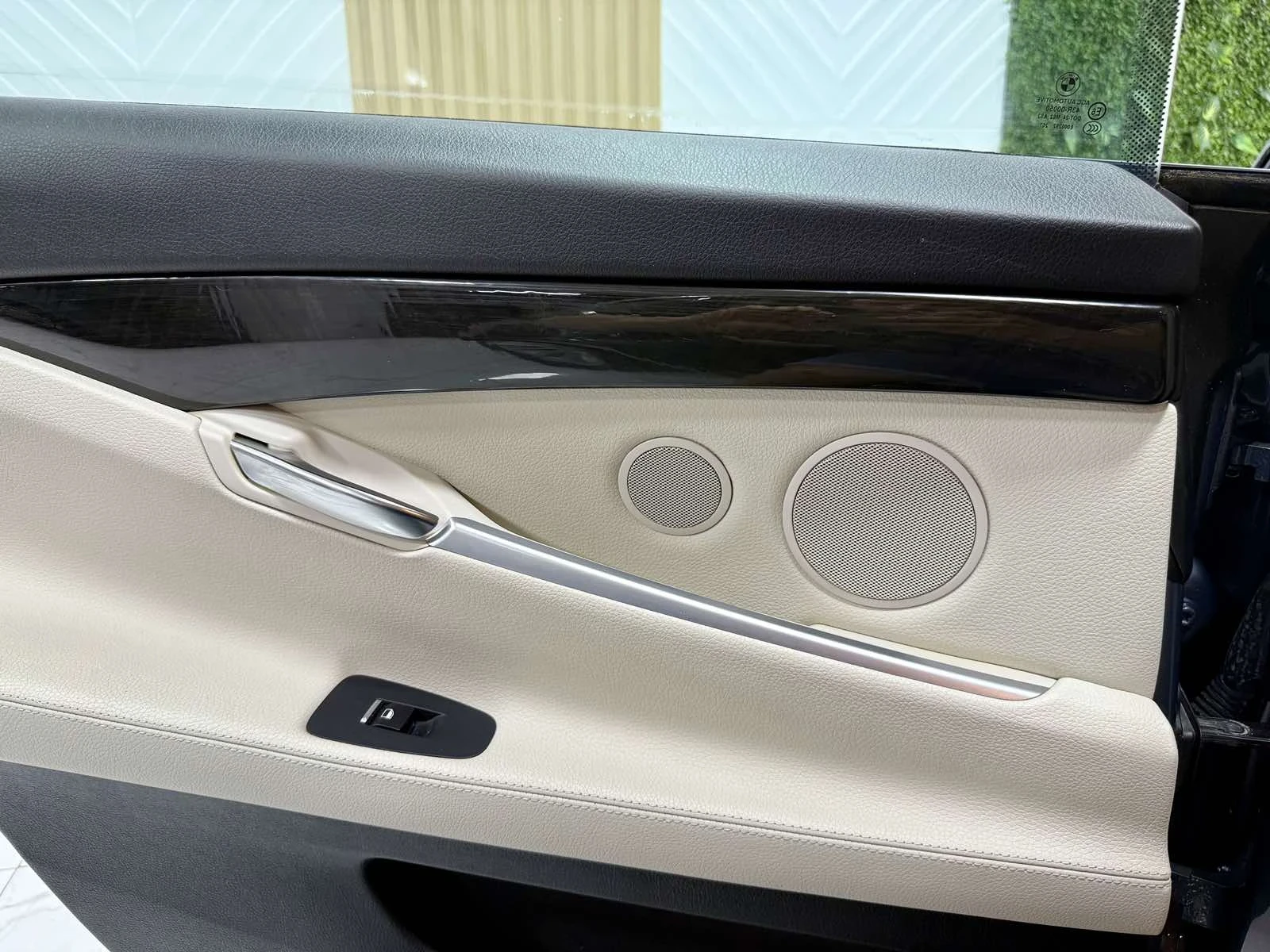 BMW 5 Gran Turismo 535i XDRIVE - изображение 7