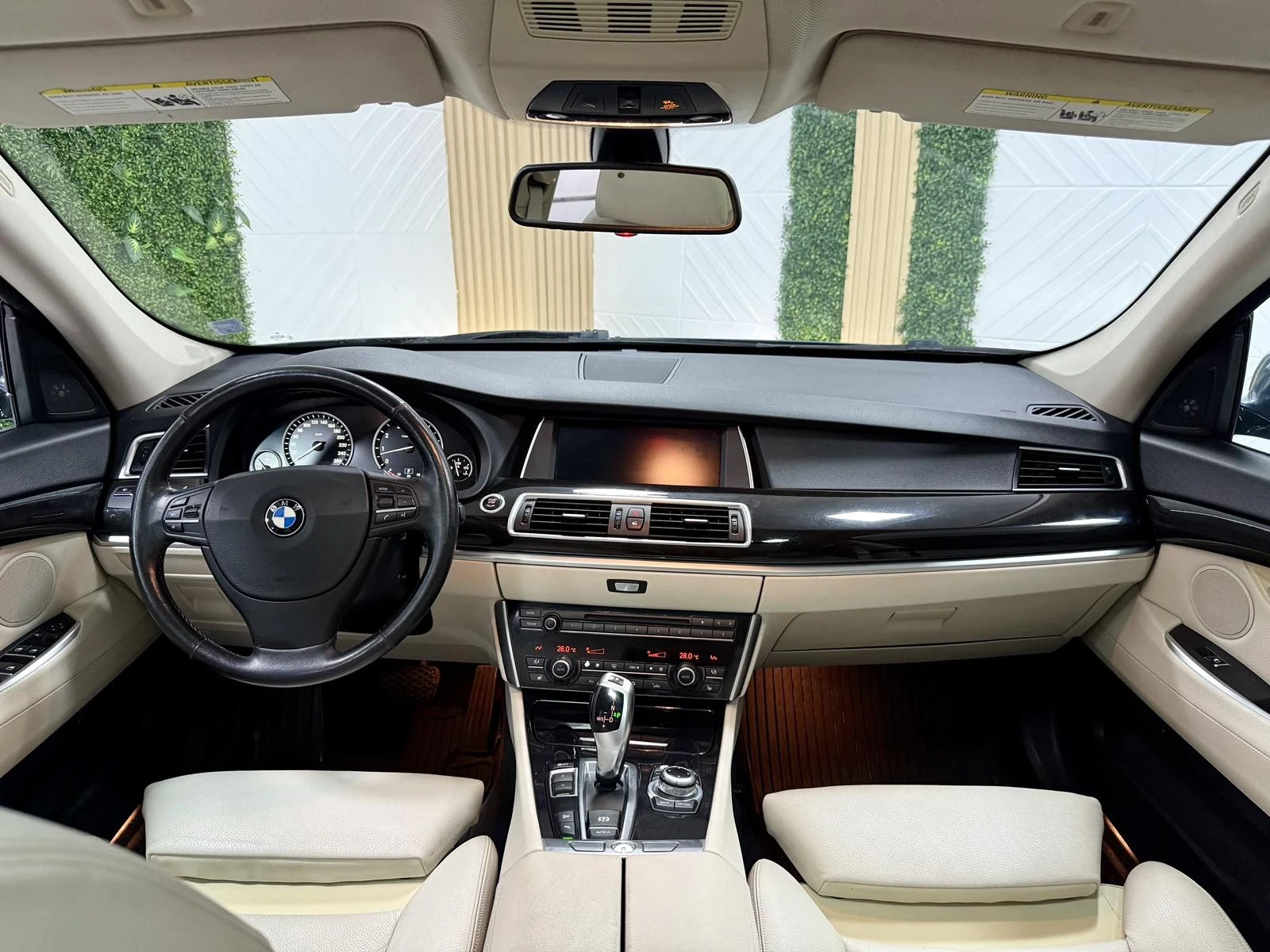 BMW 5 Gran Turismo 535i XDRIVE - изображение 8