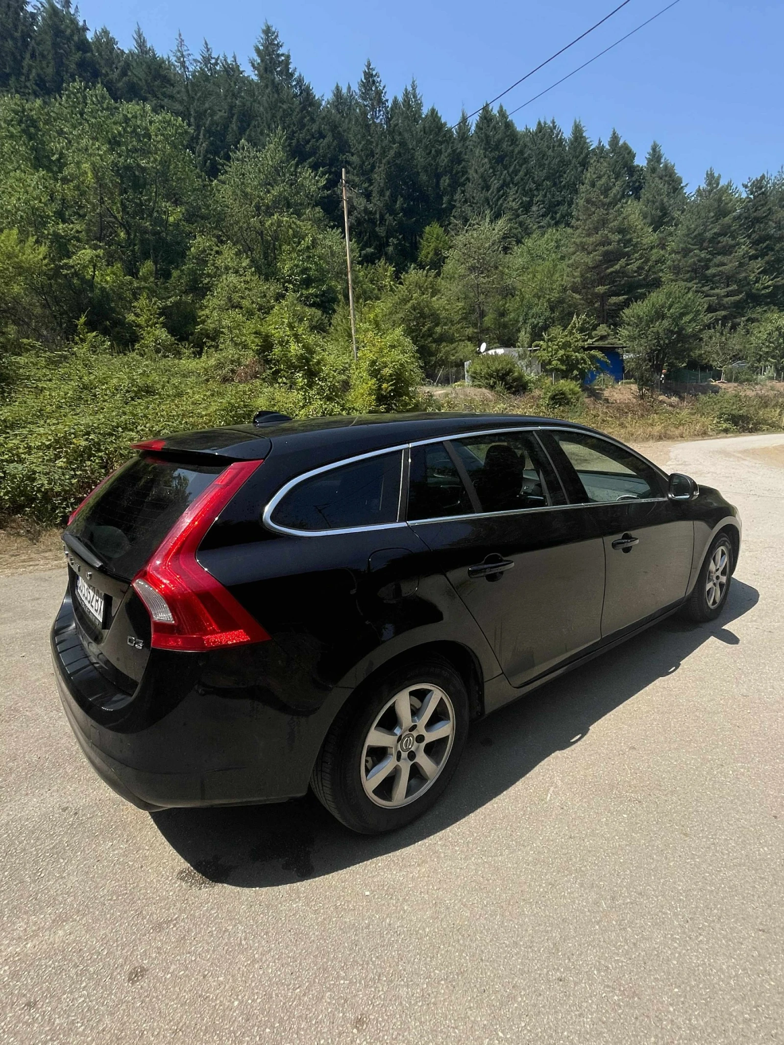 Volvo V60  - изображение 2