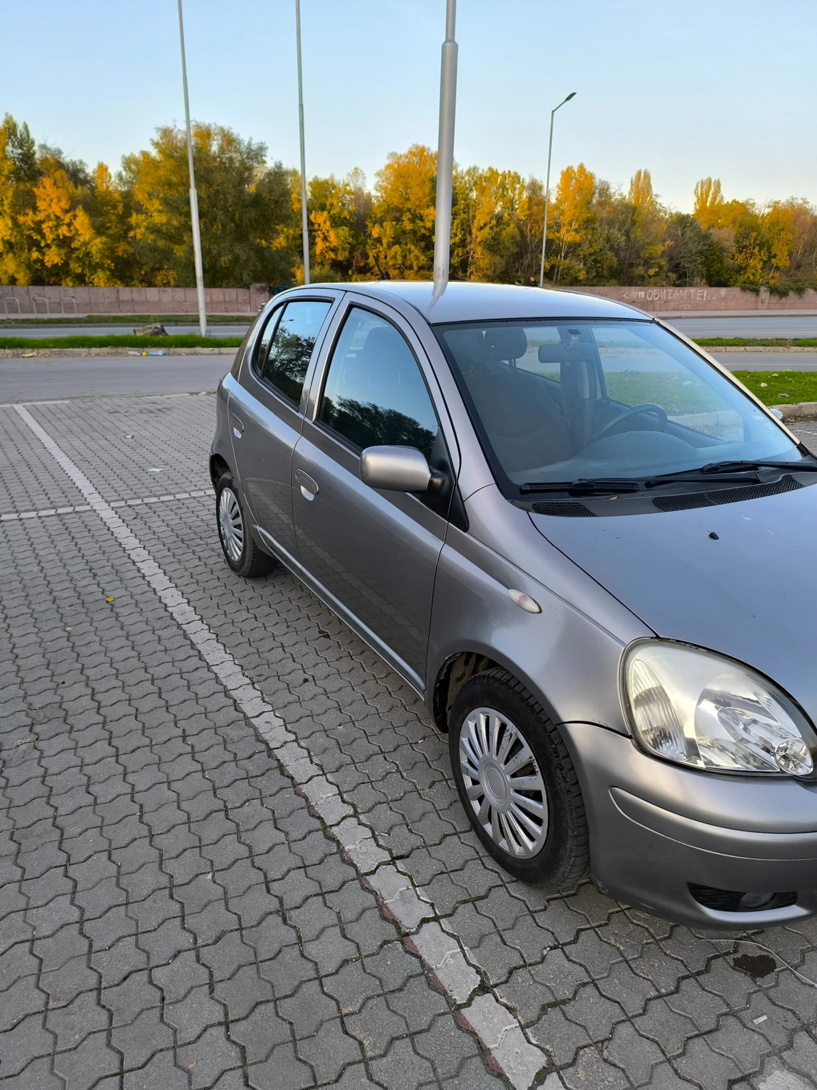 Toyota Yaris  - изображение 7