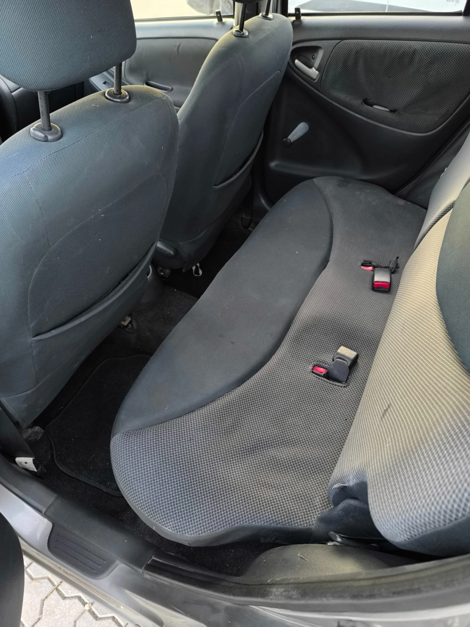 Toyota Yaris  - изображение 3