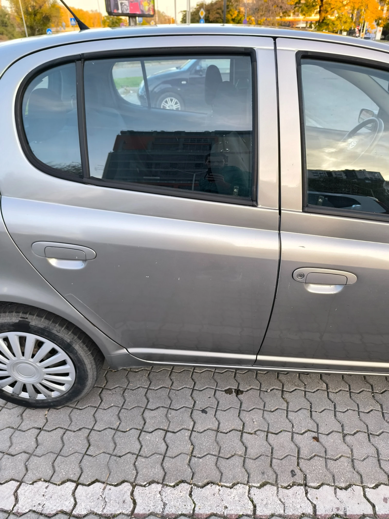 Toyota Yaris  - изображение 8