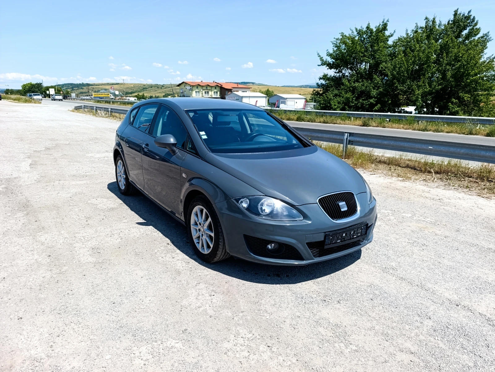 Seat Leon 1.9TDI Facelift, снимка 4 - Автомобили и джипове - 53760536