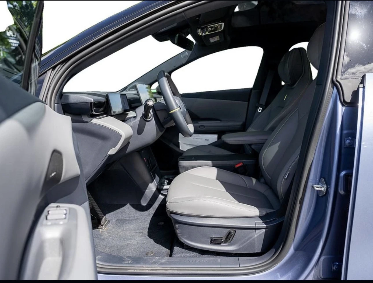 LynkCo 02 More, снимка 5 - Автомобили и джипове - 54184925