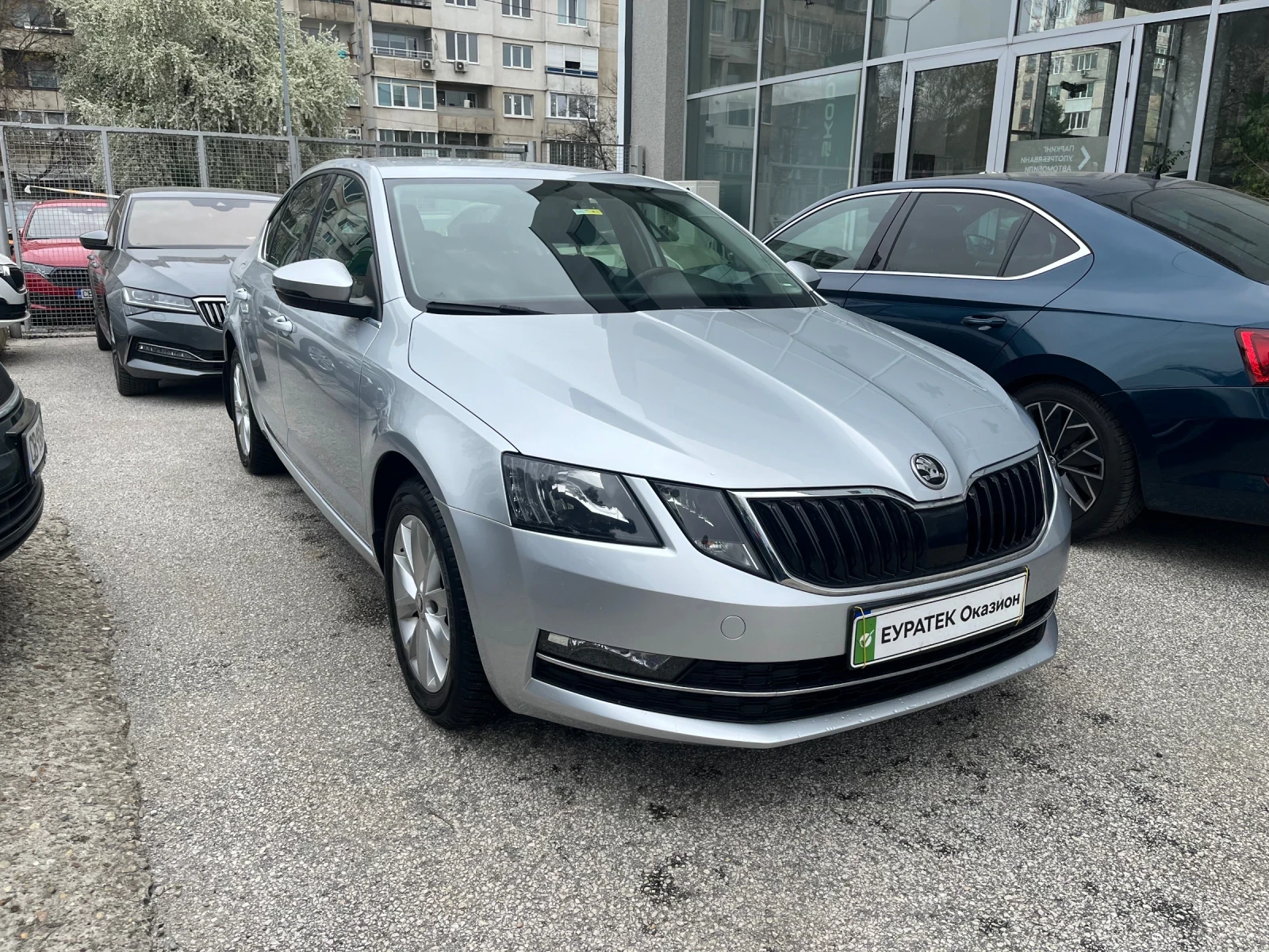 Skoda Octavia 1.5 TSI 6M, снимка 2 - Автомобили и джипове - 54217259