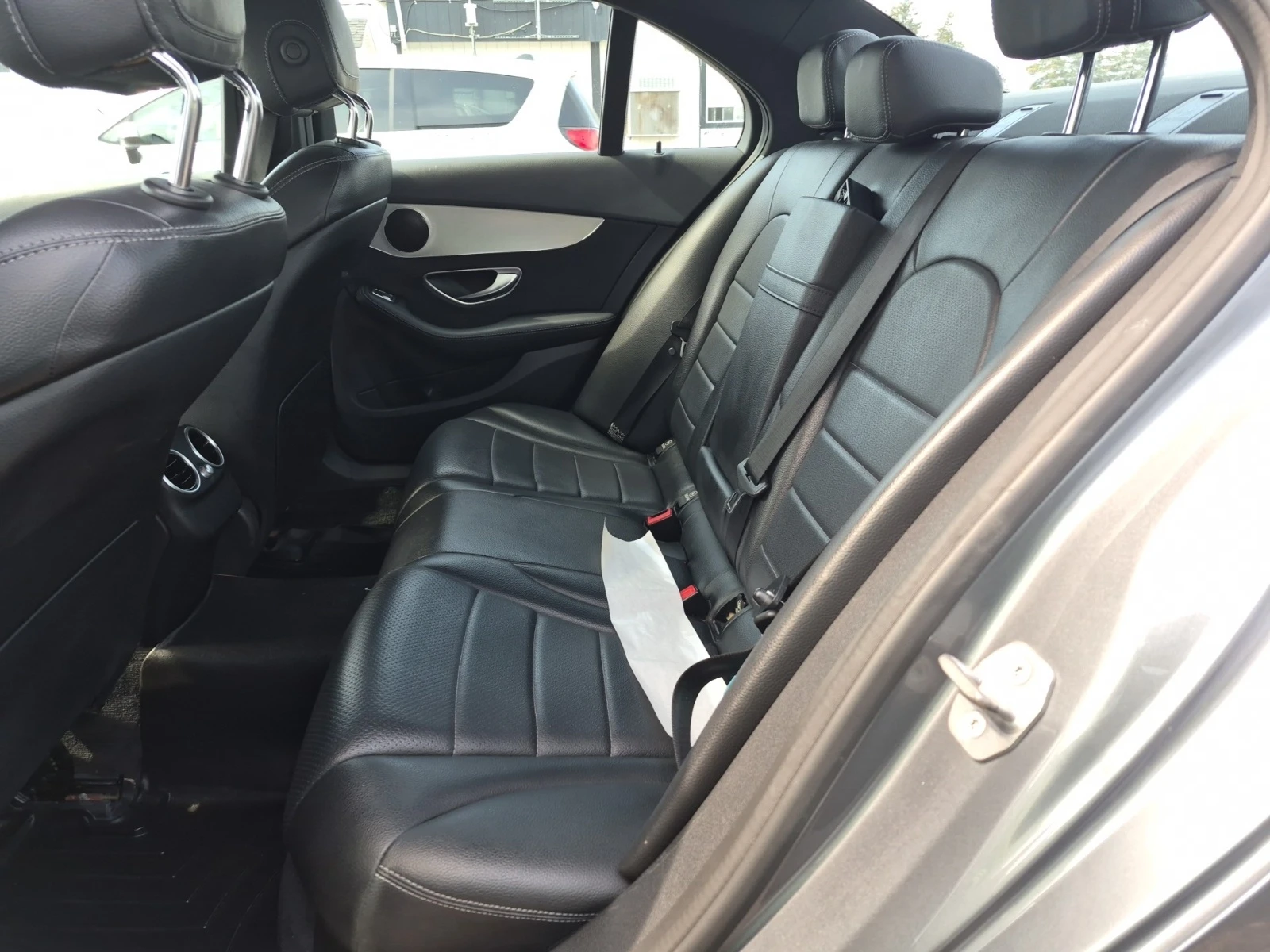 Mercedes-Benz C 300 * * CARFAX * * ���� ������ * *  | Mobile.bg � ����������� 8