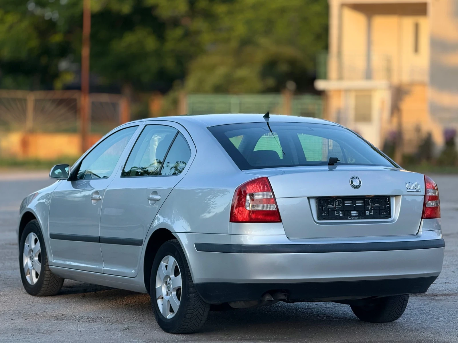 Skoda Octavia 1.9* Кожа* Климатроник, снимка 7 - Автомобили и джипове - 54769742