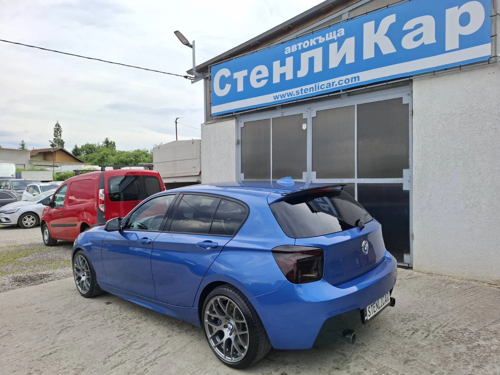 BMW 135 ///M135i Performance, снимка 2 - Автомобили и джипове - 54875988