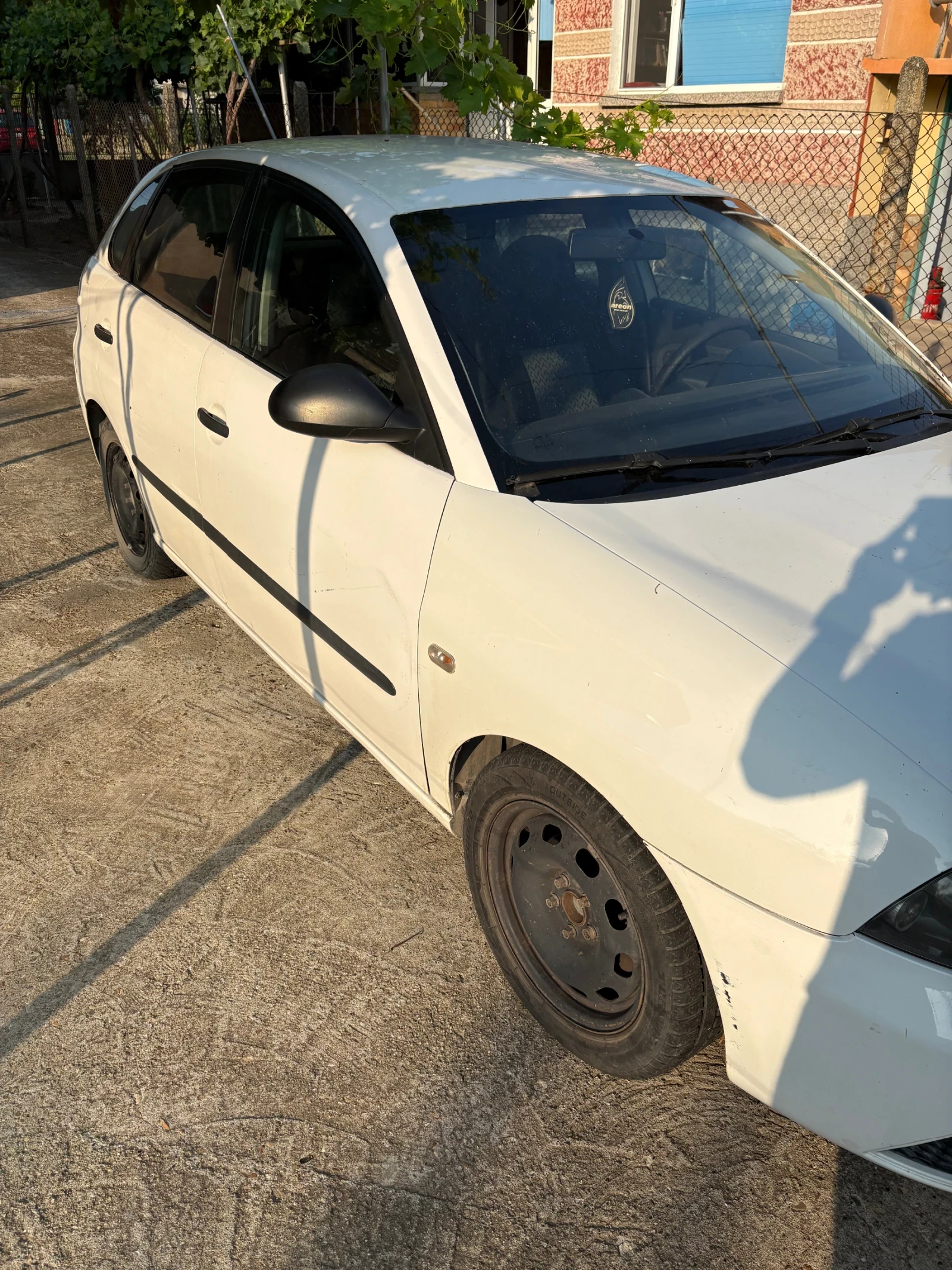 Seat Ibiza, снимка 2 - Автомобили и джипове - 54936595