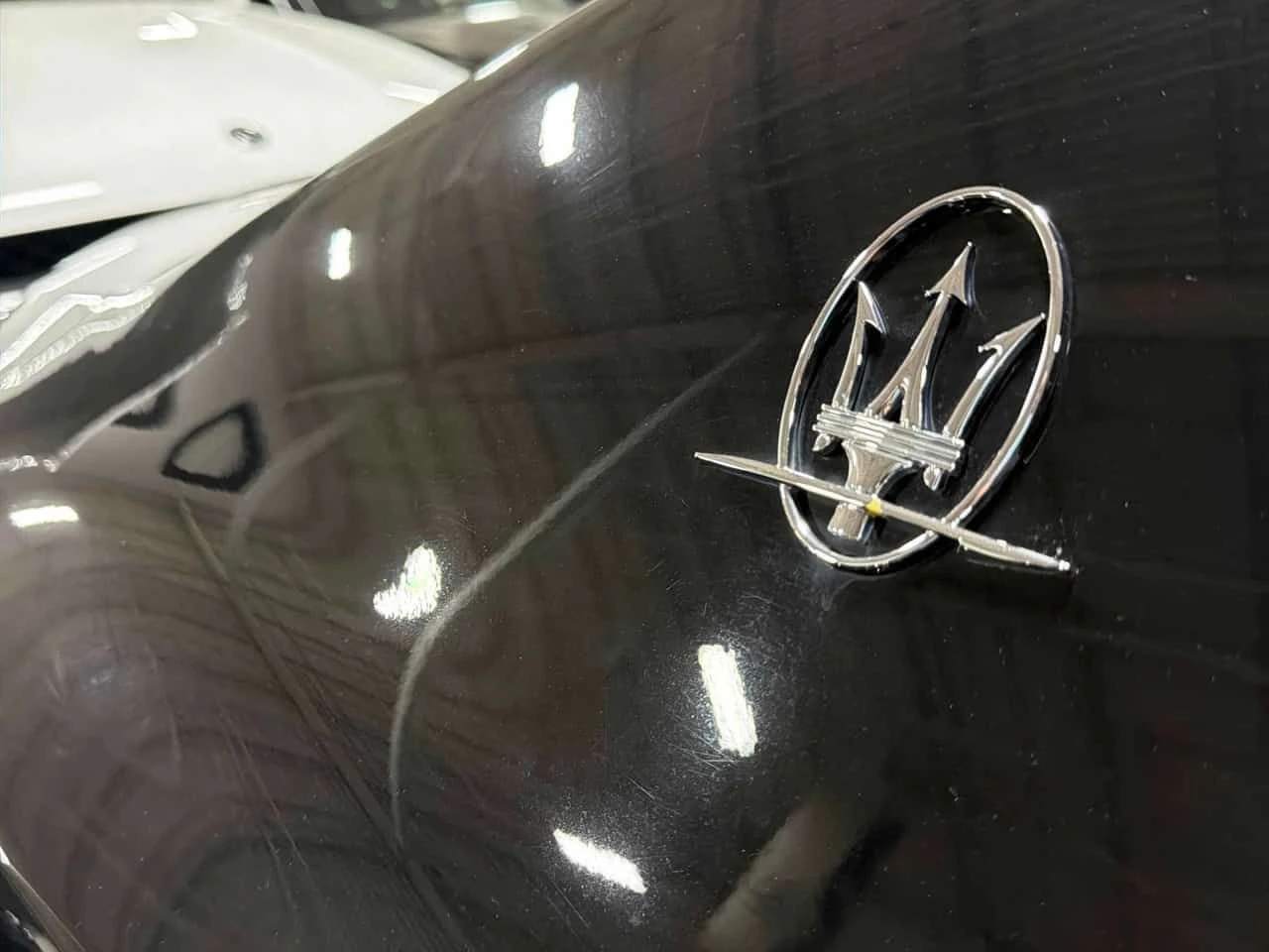 Maserati Ghibli S Q4/CARFAX/ПОДГРЕВ/ПАНО/2 КЛЮЧА/ФИНАНСИРАНЕ, снимка 12 - Автомобили и джипове - 55013738