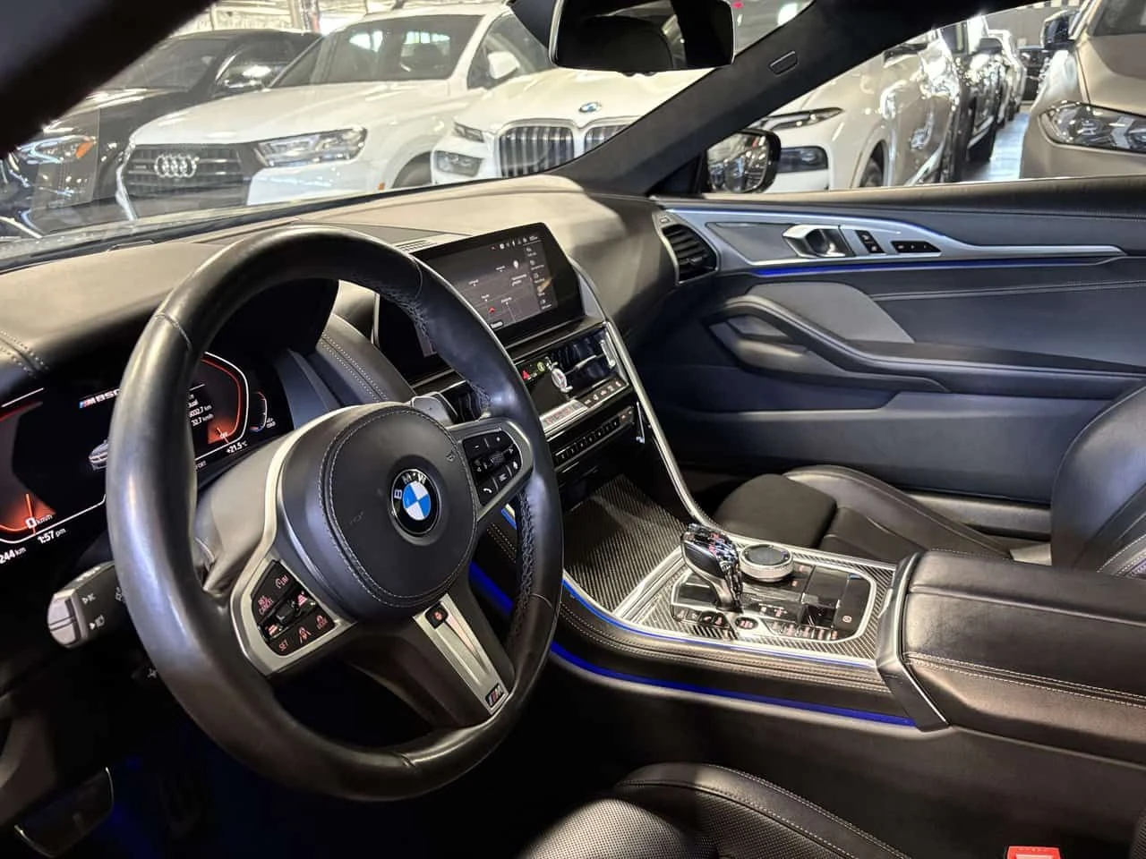 BMW 850 xDrive| COUPE| MPERFORMANCE V8| CARBON CORE| , снимка 7 - Автомобили и джипове - 55047725