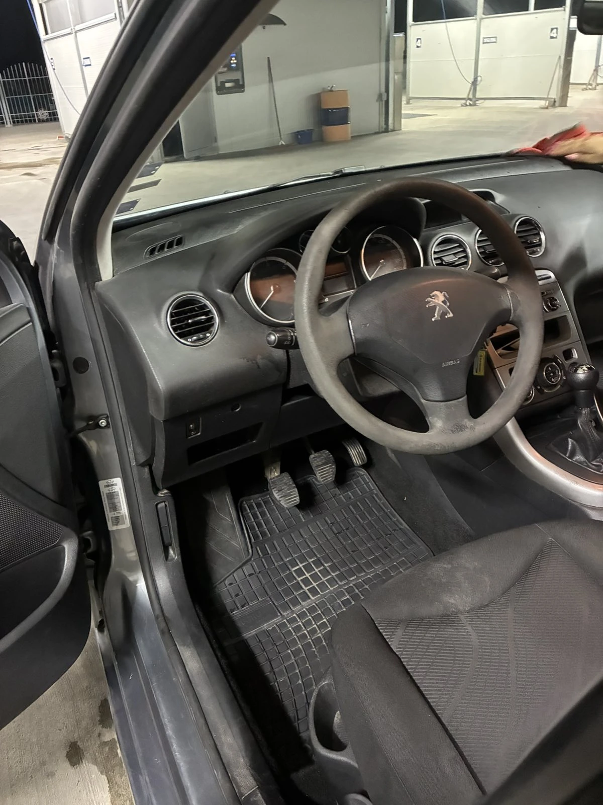 Peugeot 308 | Mobile.bg � ����������� 10