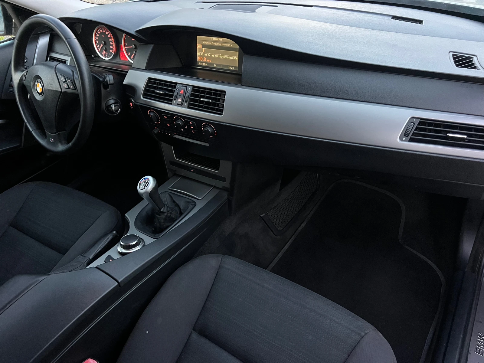 BMW 530 d M-PERFORMANCE/FACE/NAVI/6sk/KLIMATRONIK/UNIKAT, снимка 13 - Автомобили и джипове - 55812471
