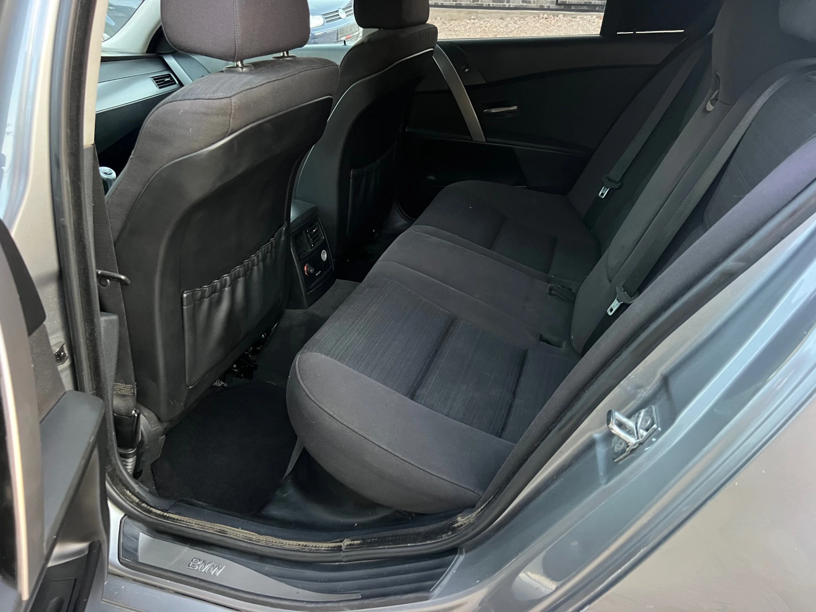 BMW 530 d M-PERFORMANCE/FACE/NAVI/6sk/KLIMATRONIK/UNIKAT, снимка 17 - Автомобили и джипове - 55812471