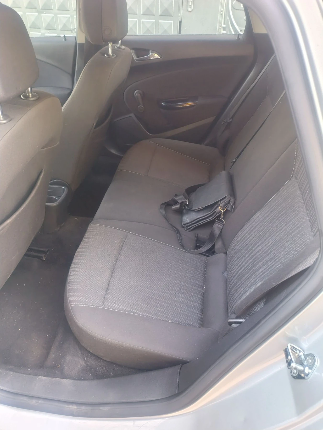 Opel Astra 1.7CDTI, снимка 7 - Автомобили и джипове - 56118861