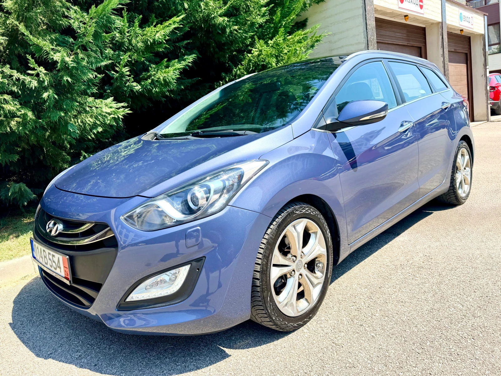 Hyundai I30 1.6CRDI PANORAMA AVTOMATIK NAVI KAMERA KEYLESS-GO 