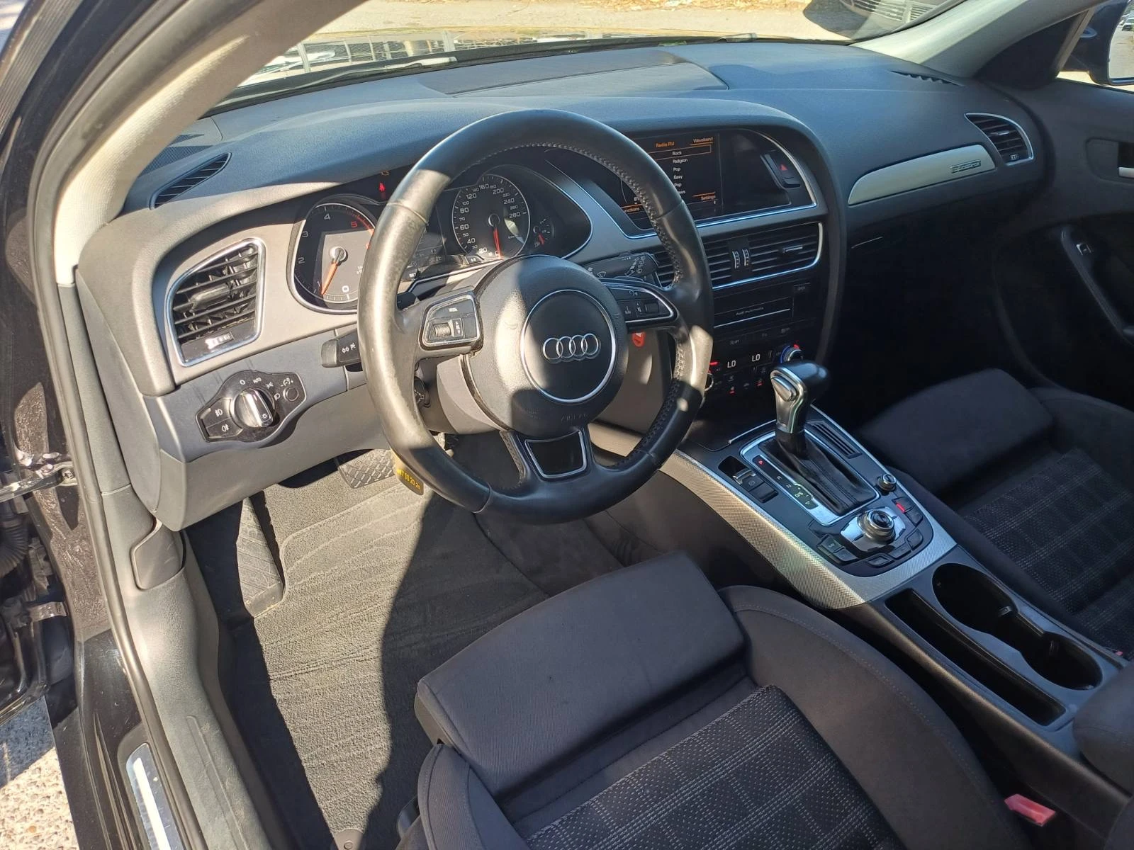 Audi A4 2.0 TDI Avant Quattro , снимка 11 - Автомобили и джипове - 56128566