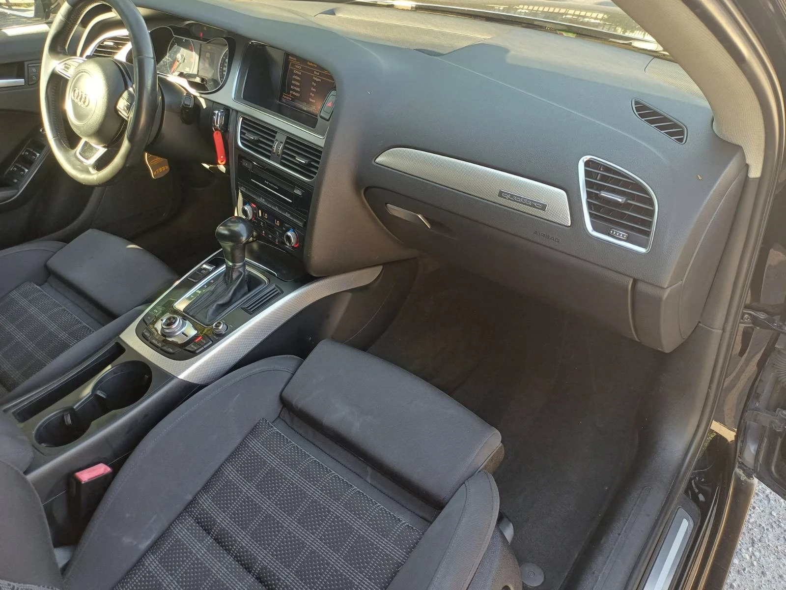 Audi A4 2.0 TDI Avant Quattro , снимка 12 - Автомобили и джипове - 56128566