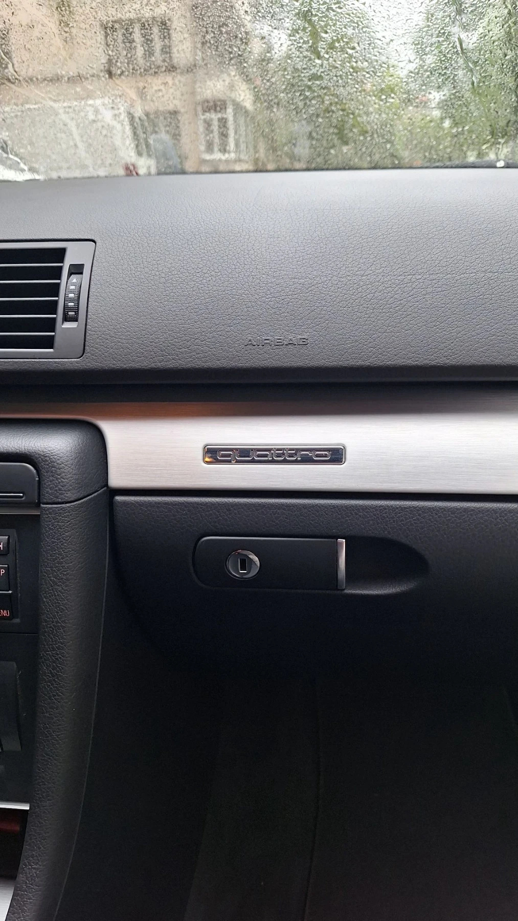 Audi A4 1.8t QUATTRO S-LINE, снимка 12 - Автомобили и джипове - 56342092