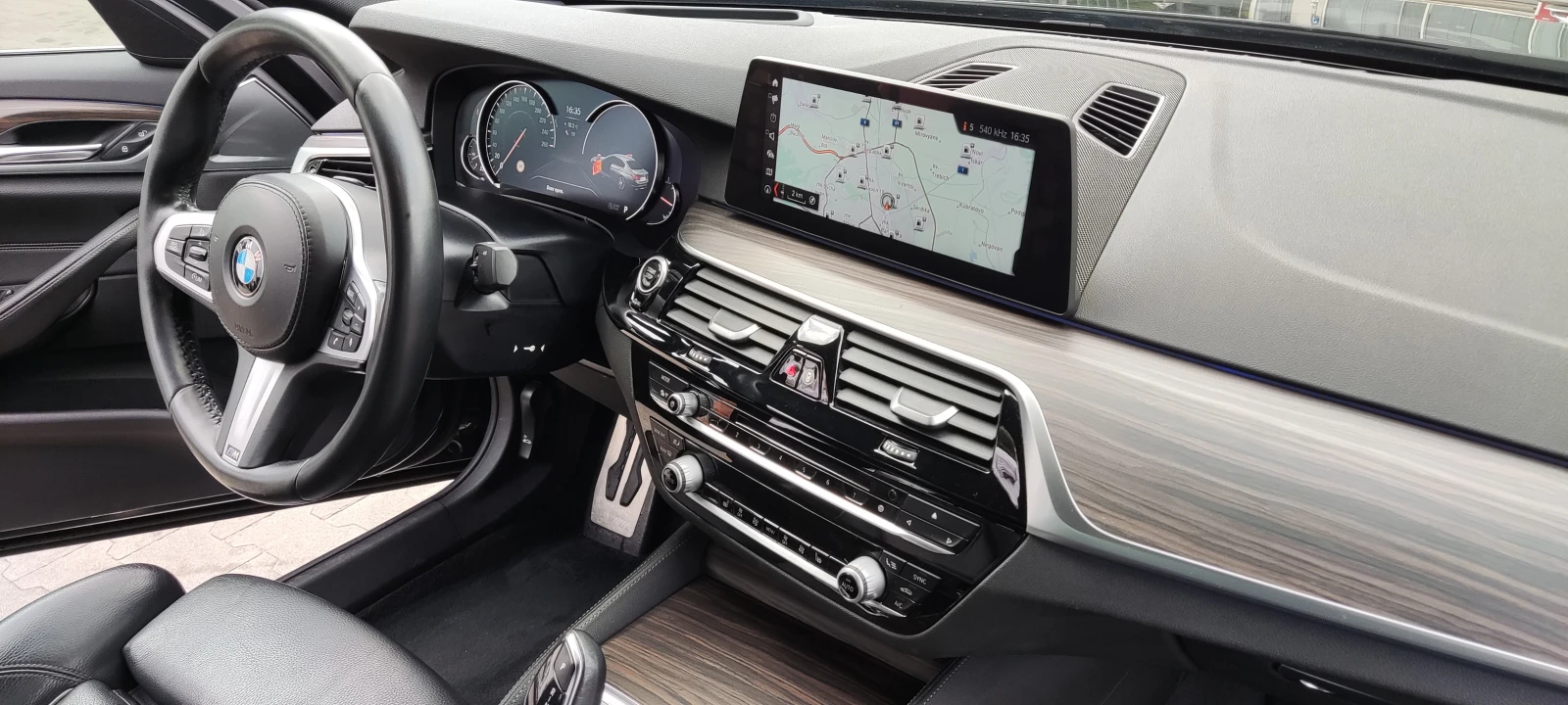 BMW 540 ШВЕЙЦАРИЯ, снимка 11 - Автомобили и джипове - 56534095