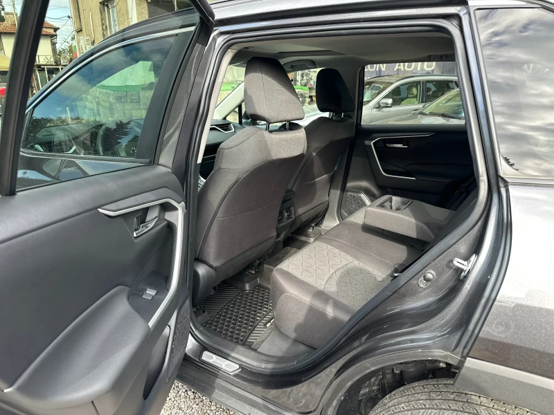 Toyota Rav4 2.5 XLE AWD, снимка 13 - Автомобили и джипове - 47314217