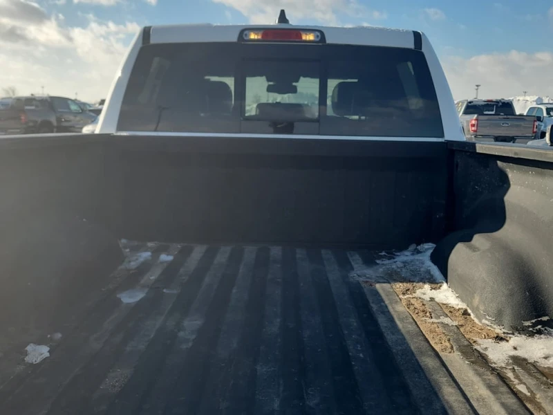 Dodge RAM 1500 REBEL CREW CAB * CARFAX * ФИНАНСИРАНЕ, снимка 14 - Автомобили и джипове - 53200853