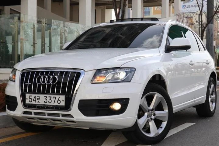 Audi Q5 2.0,,3.0 TDI,, 2.0,,3.2 TFSI !!!, снимка 1 - Автомобили и джипове - 46854863